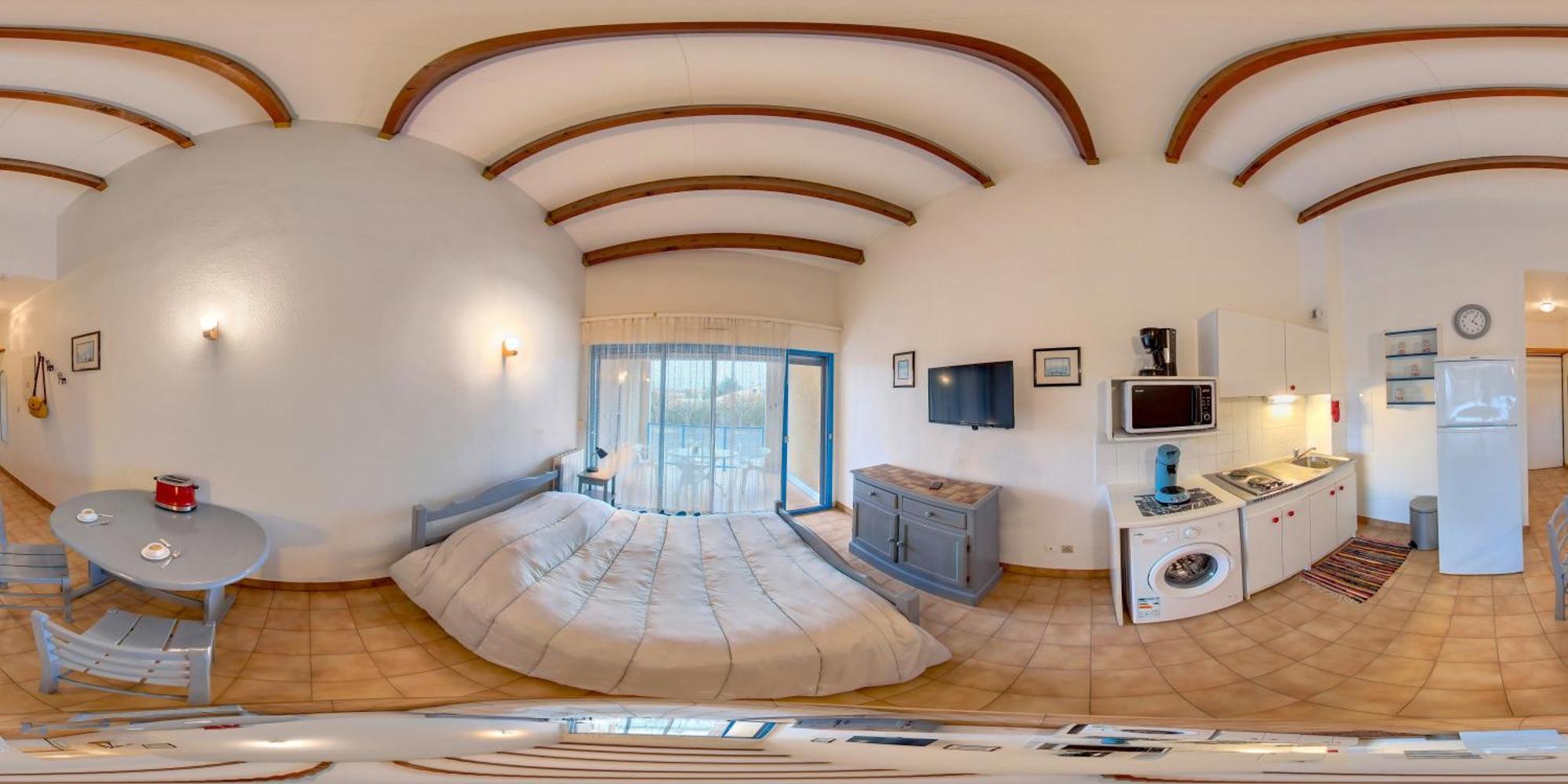 Studio 34 Curistes/Vacanciers Balaruc-les-Bains Exterior photo